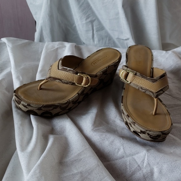 Coach Evelina Wedge Sandles Size 6 1/2 Slip on. - Picture 1 of 4